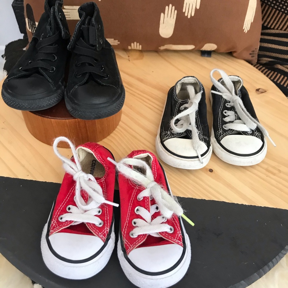 Toddler size 5 chuck Taylor converse lot